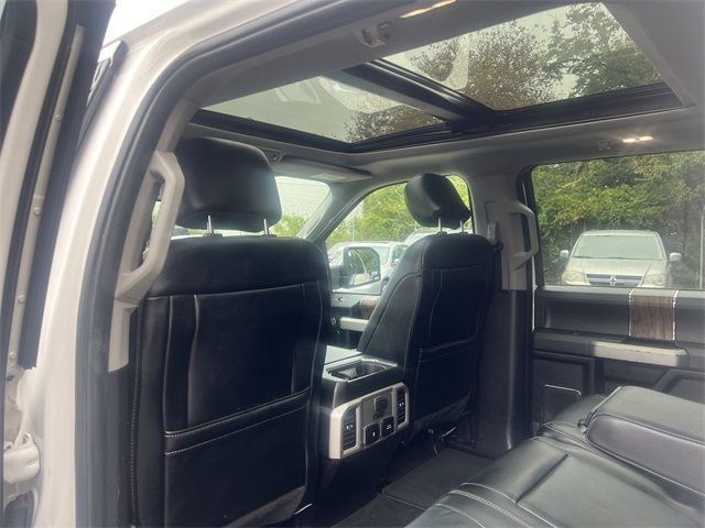 2019 Ford F-150 Lariat photo 16