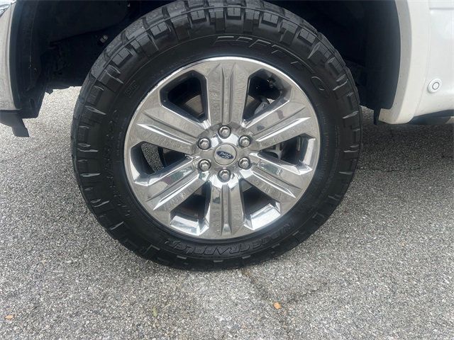 2019 Ford F-150 Lariat photo 9