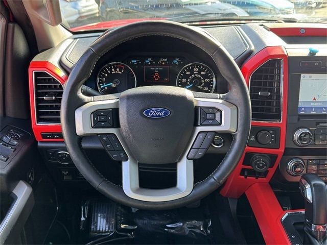 2019 Ford F-150 Lariat - 22667535 - 28