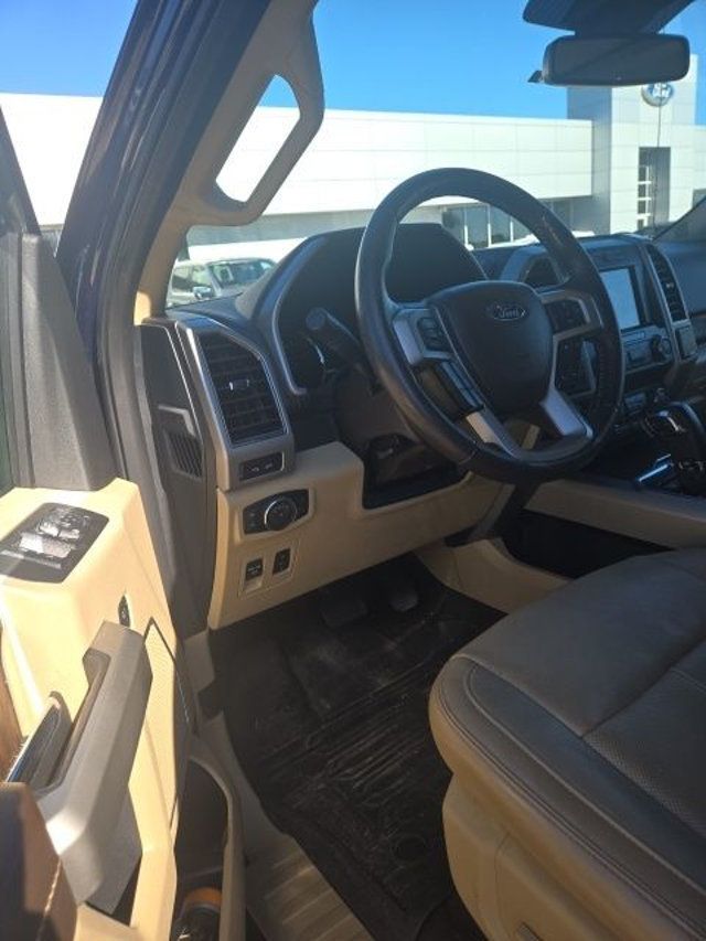 2019 Ford F-150 Lariat - 22944854 - 4