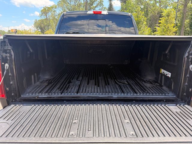 2019 Ford F-150 LARIAT 4WD SuperCrew 5.5' Box - 23044140 - 11