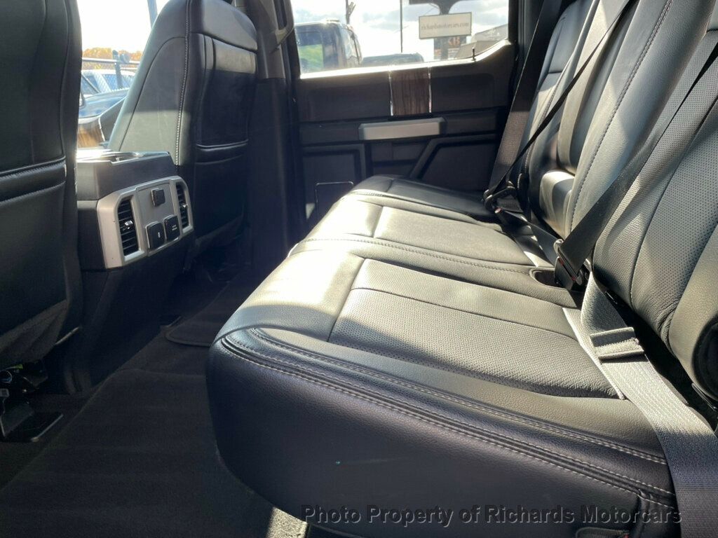 2019 Ford F-150 LARIAT 4WD SuperCrew 5.5' Box - 22942664 - 19