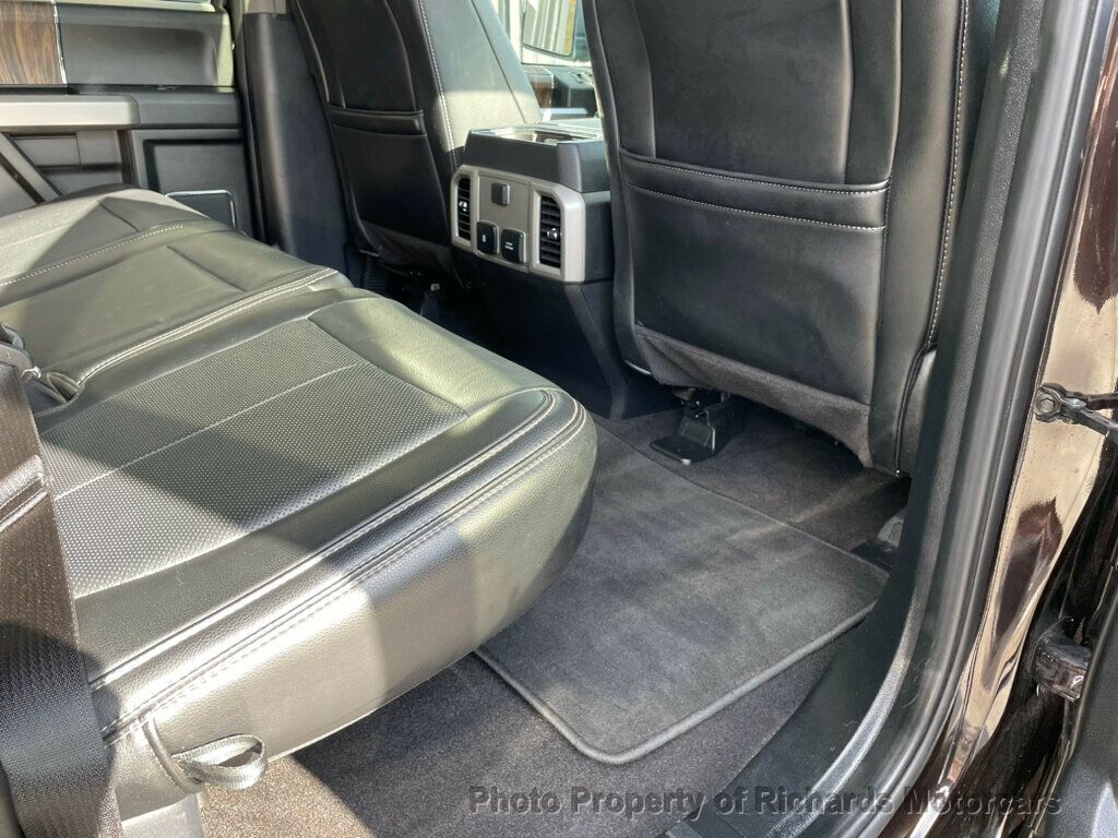2019 Ford F-150 LARIAT 4WD SuperCrew 5.5' Box - 22942664 - 22