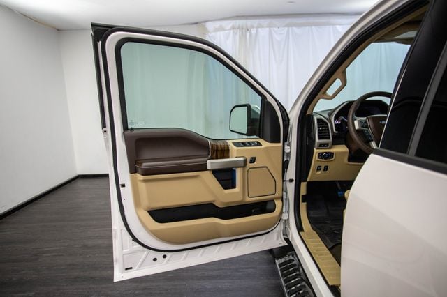 2019 Ford F-150 LARIAT 4WD SuperCrew 5.5' Box - 22985879 - 15