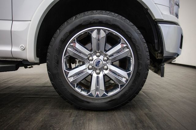 2019 Ford F-150 LARIAT 4WD SuperCrew 5.5' Box - 22985879 - 42