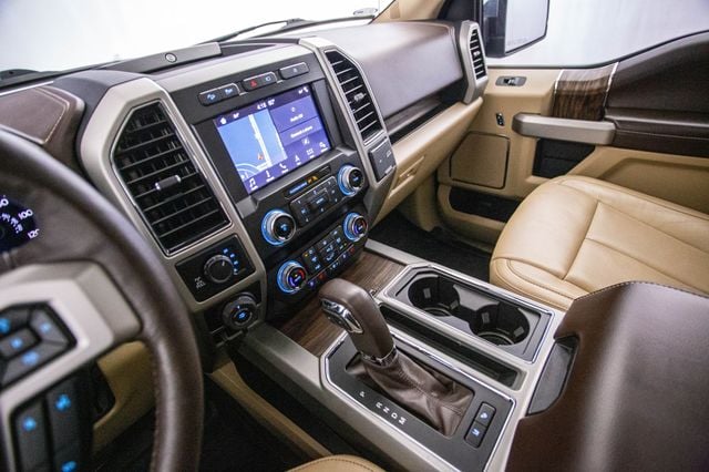 2019 Ford F-150 LARIAT 4WD SuperCrew 5.5' Box - 22985879 - 50