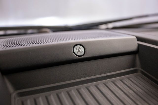 2019 Ford F-150 LARIAT 4WD SuperCrew 5.5' Box - 22985879 - 53