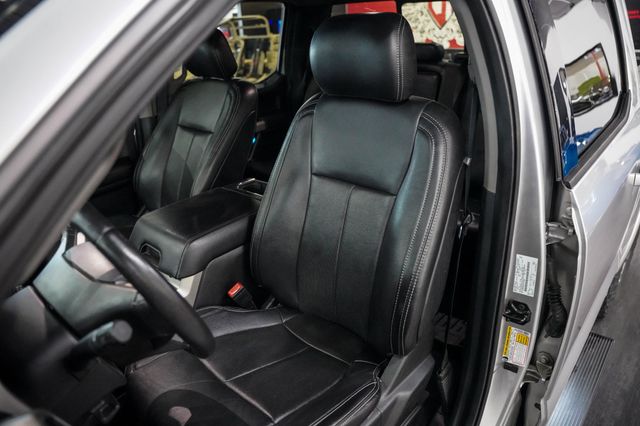 2019 Ford F-150 LARIAT 4WD SuperCrew 5.5' Box - 23100792 - 3