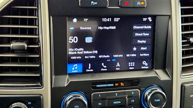 2019 Ford F-150 LARIAT 4WD SuperCrew 5.5' Box w/ Voice-Activated Navigation - 23008093 - 17