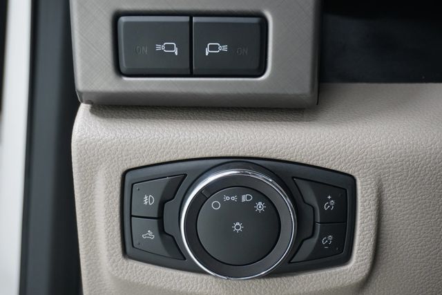 2019 Ford F-150 Limited 4WD SuperCrew 5.5' Box - 22967161 - 23