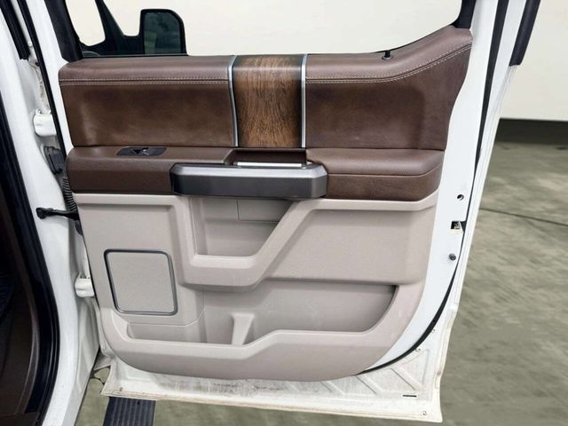 2019 Ford F-150 Limited 4WD SuperCrew 5.5' Box - 23012257 - 27