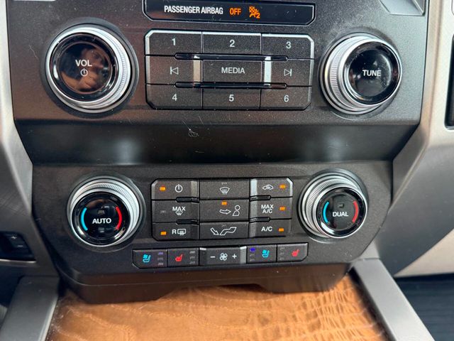 2019 Ford F-150 Limited 4WD SuperCrew 5.5' Box - 23012257 - 42