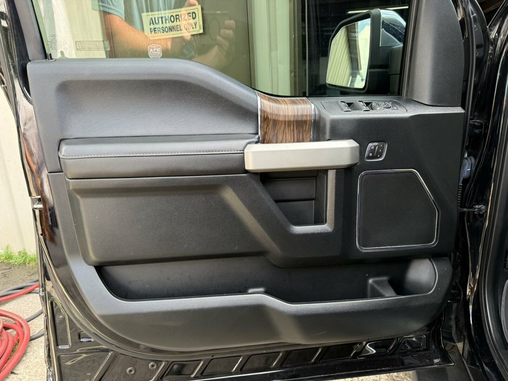 2019 Ford F-150 Local Trade/Heated&CooledSeats/Appearance Pkg/Blind Spot Monitor - 23070971 - 21