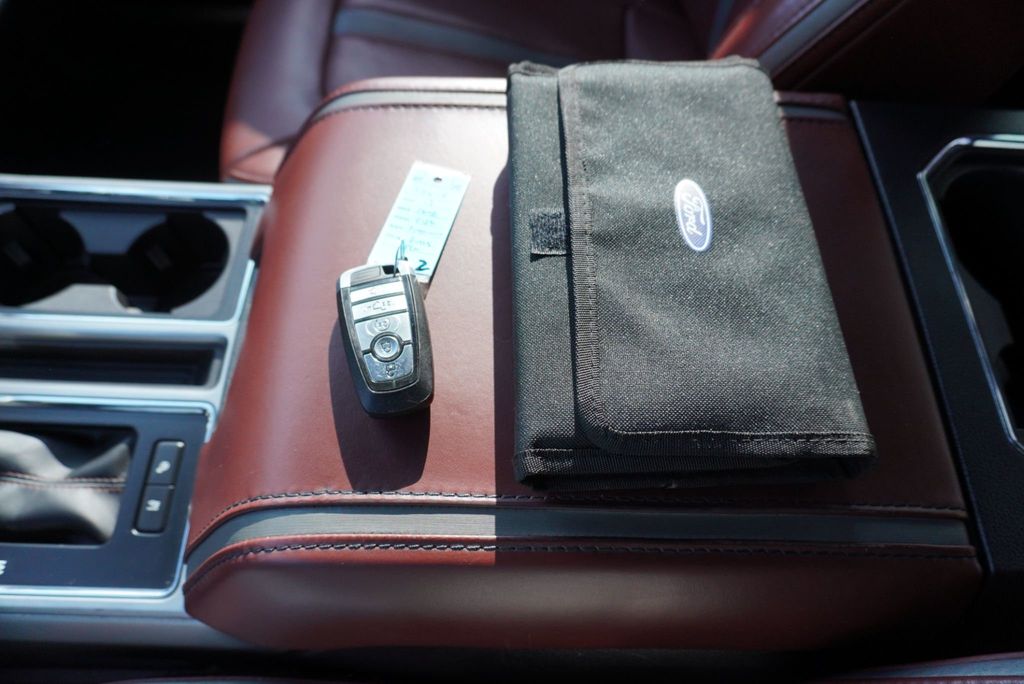 2019 Ford F-150 PLATINUM - 22951243 - 52