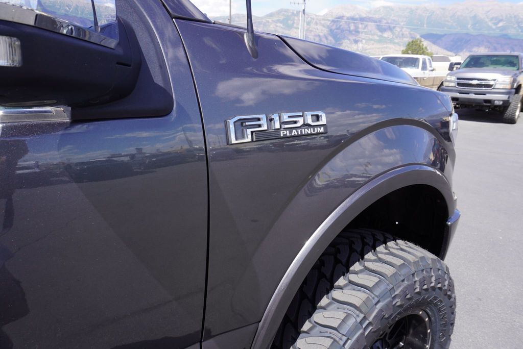 2019 Ford F-150 PLATINUM - 23050512 - 17