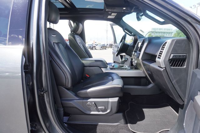2019 Ford F-150 PLATINUM - 23050512 - 24