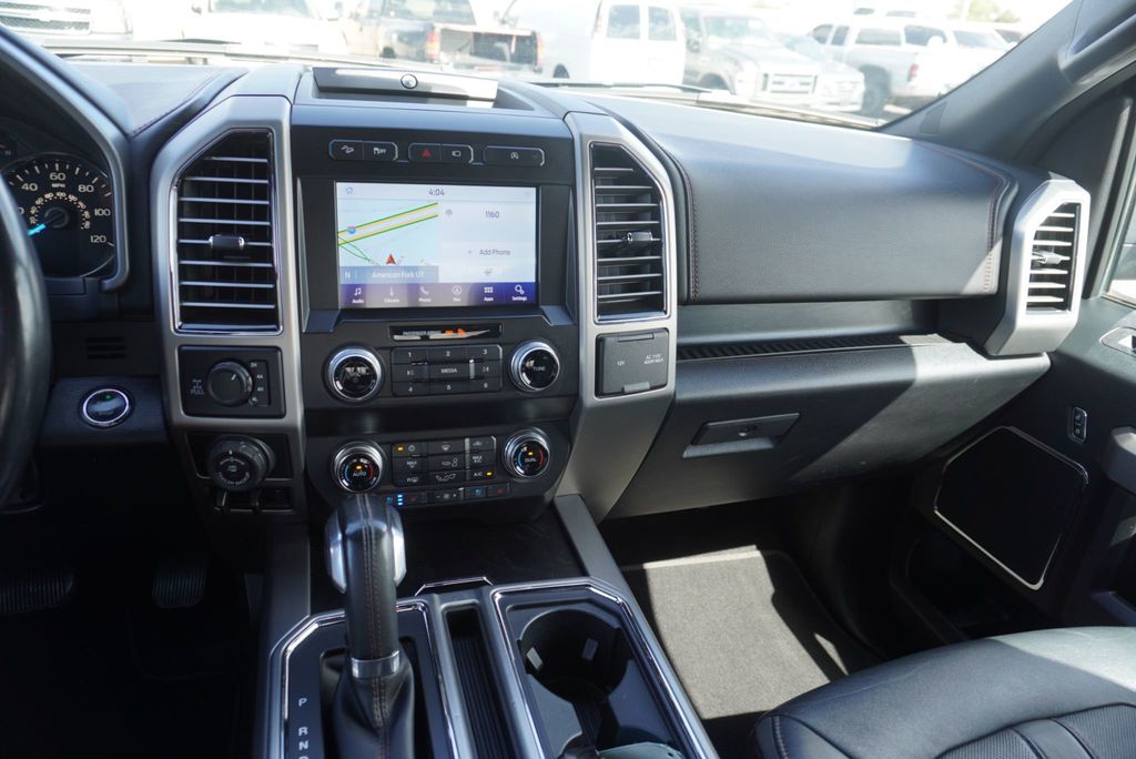 2019 Ford F-150 PLATINUM - 23050512 - 32