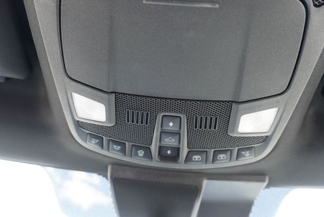 2019 Ford F-150 PLATINUM - 23050512 - 39