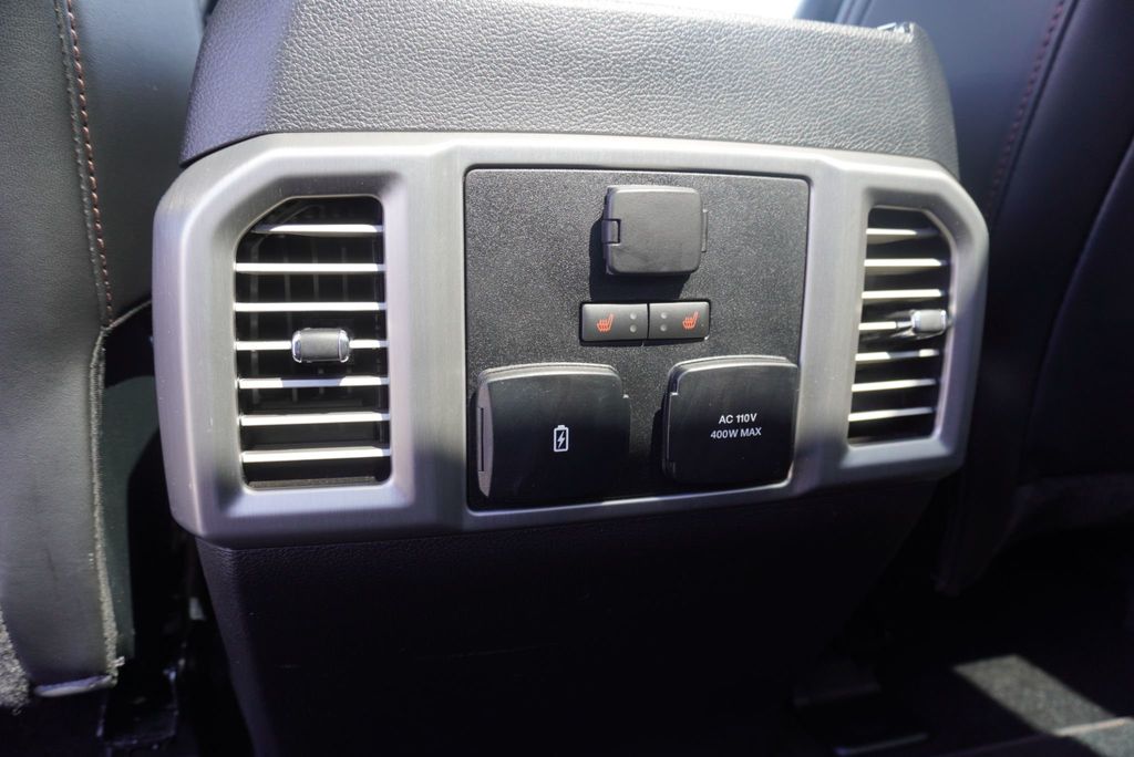 2019 Ford F-150 PLATINUM - 23050512 - 43