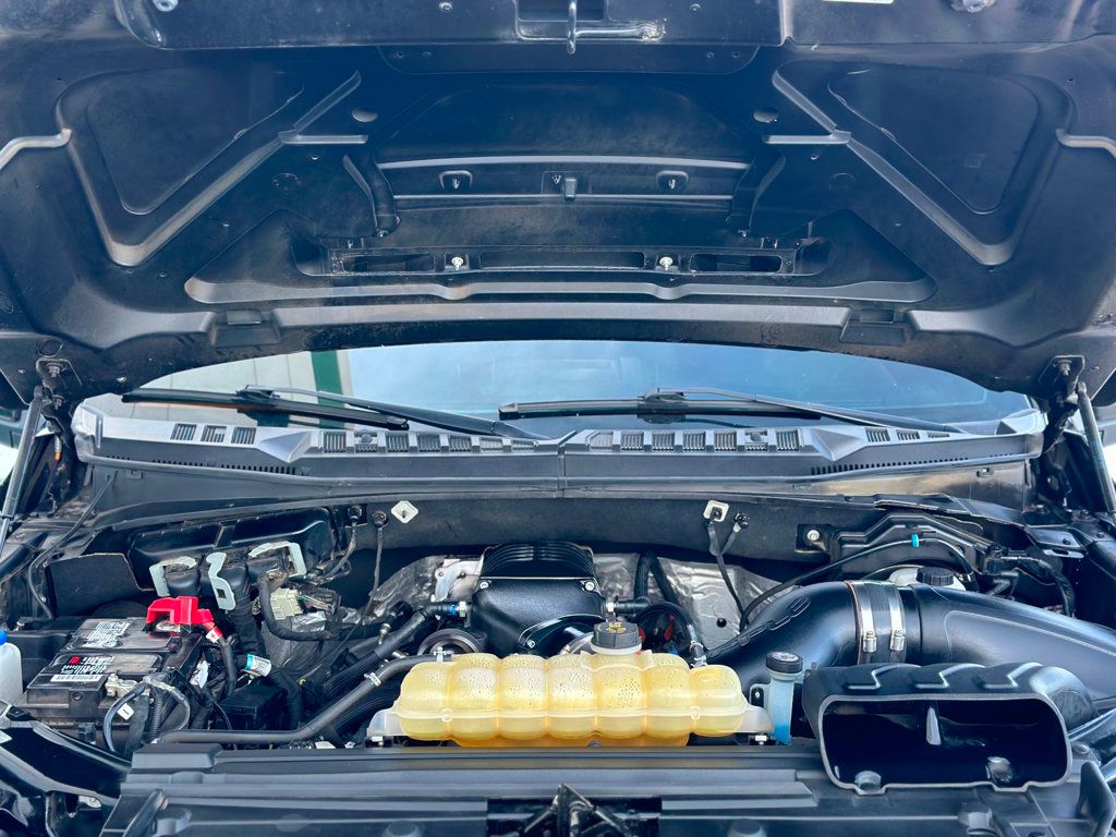 2019 Ford F-150 Platinum 4WD SuperCrew 5.5' Box - 22383494 - 36