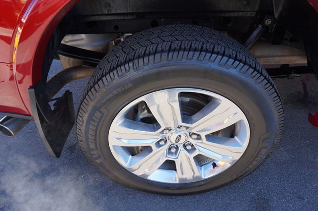 2019 Ford F-150 PLATINUM, 4X4, PREMIUM WHEELS, LOW MILES, PANO MOON ROOF,LEATHER - 22949429 - 13