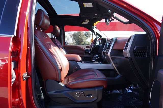 2019 Ford F-150 PLATINUM, 4X4, PREMIUM WHEELS, LOW MILES, PANO MOON ROOF,LEATHER - 22949429 - 19