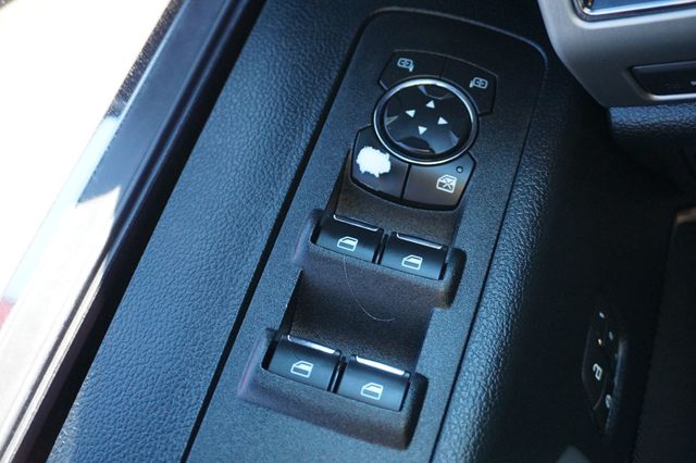 2019 Ford F-150 PLATINUM, 4X4, PREMIUM WHEELS, LOW MILES, PANO MOON ROOF,LEATHER - 22949429 - 22