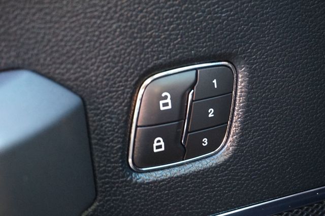 2019 Ford F-150 PLATINUM, 4X4, PREMIUM WHEELS, LOW MILES, PANO MOON ROOF,LEATHER - 22949429 - 23