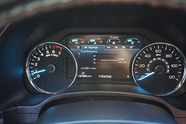 2019 Ford F-150 PLATINUM, 4X4, PREMIUM WHEELS, LOW MILES, PANO MOON ROOF,LEATHER - 22949429 - 26