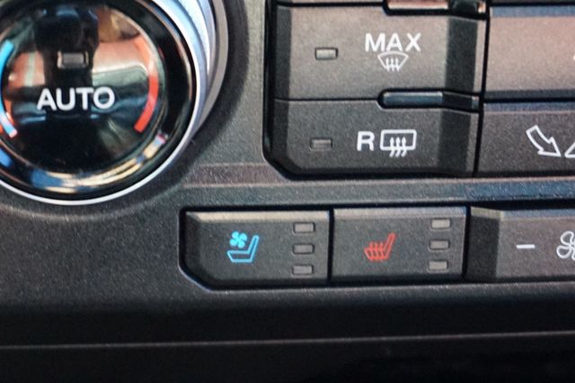 2019 Ford F-150 PLATINUM, 4X4, PREMIUM WHEELS, LOW MILES, PANO MOON ROOF,LEATHER - 22949429 - 39