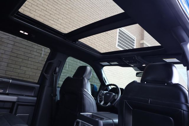 2019 Ford F-150 Raptor - 23034651 - 22