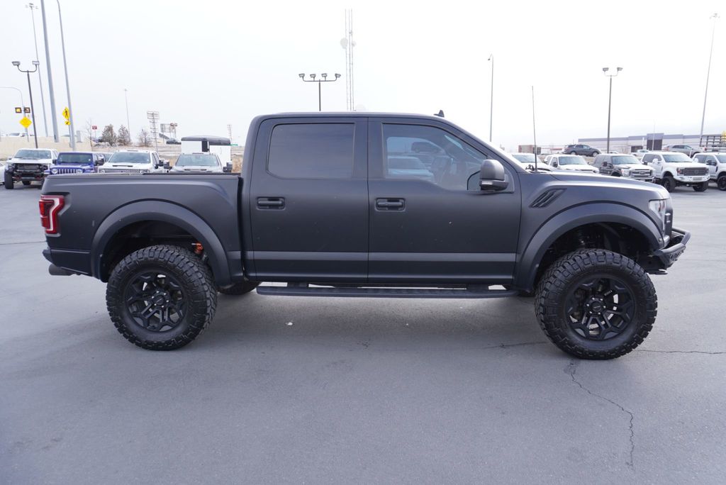 2019 Ford F-150 RAPTOR - 22772449 - 12