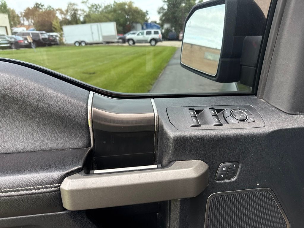 2019 Ford F-150 Raptor 4WD SuperCrew 5.5' Box - 23067784 - 17