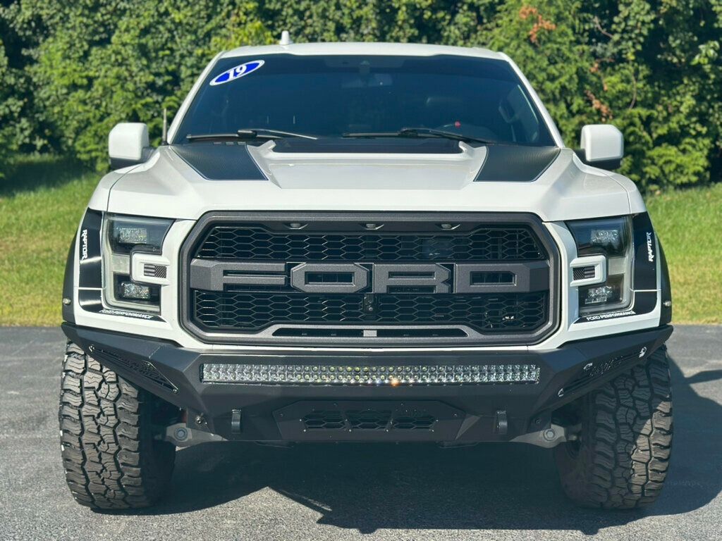 2019 Ford F-150 Raptor photo 12