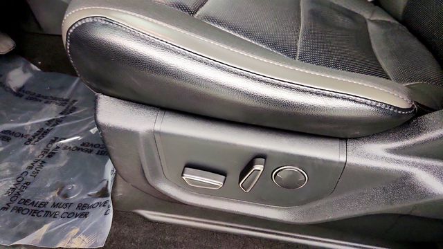 2019 Ford F-150 Raptor 4WD SuperCrew 5.5' Box - 23010707 - 11