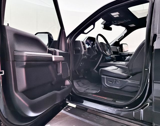 2019 Ford F-150 Raptor SuperCrew 4WD - 22927433 - 15