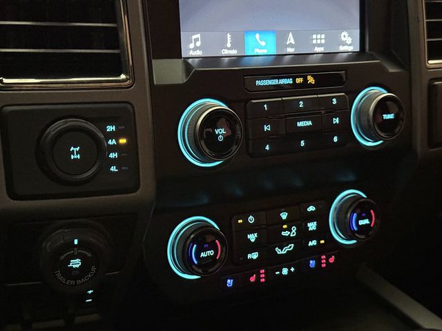 2019 Ford F-150 Raptor SuperCrew 4WD - 22927433 - 37