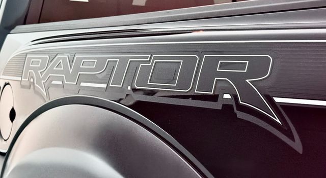 2019 Ford F-150 Raptor SuperCrew 4WD - 22927433 - 50