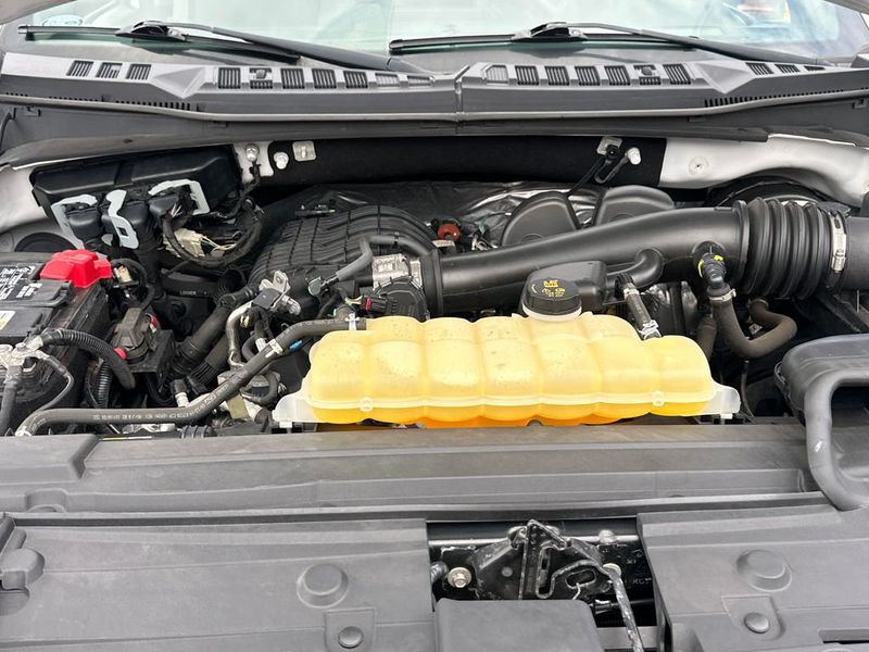 2019 Ford F-150 XL - 22993839 - 19