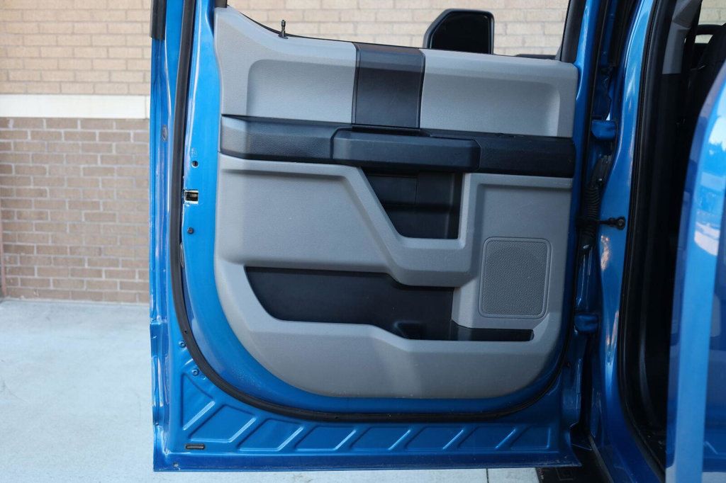 Ford F-150 photo 19
