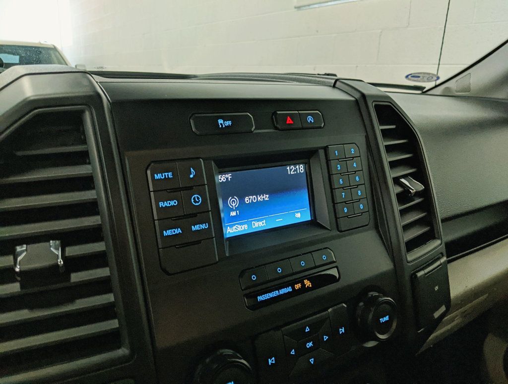 2019 Ford F-150 XL 2WD Reg Cab 8' Box - 22417831 - 27