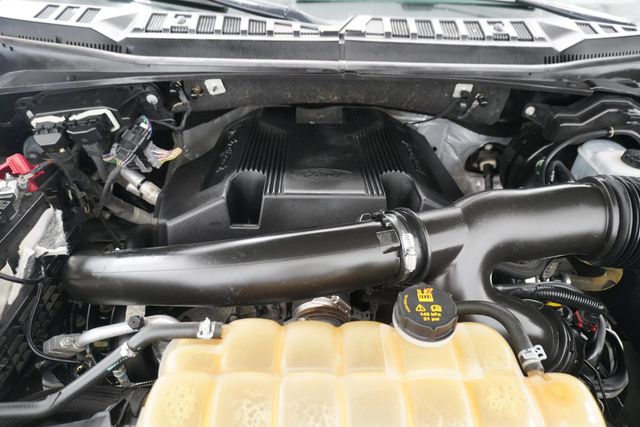 2019 Ford F-150 XLT - 23007198 - 29