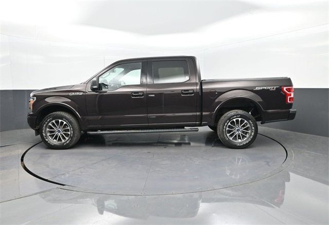 2019 Ford F-150 XLT photo 2