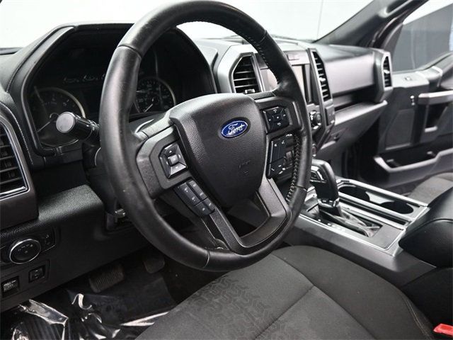 2019 Ford F-150 XLT photo 4
