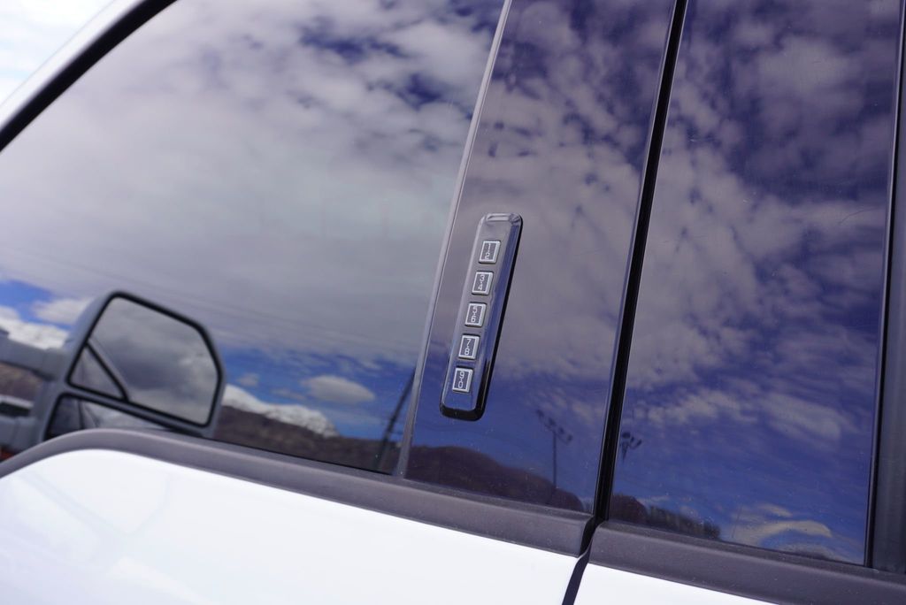 2019 Ford F-150 XLT - 22986339 - 18