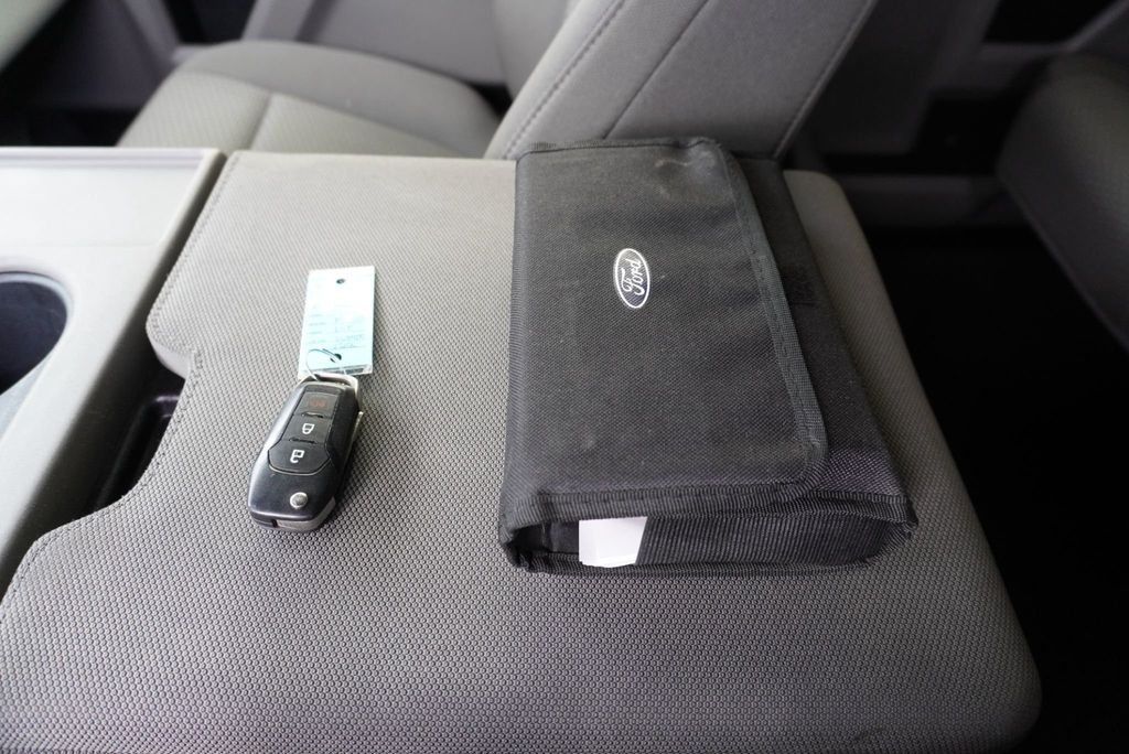 2019 Ford F-150 XLT - 22986339 - 38