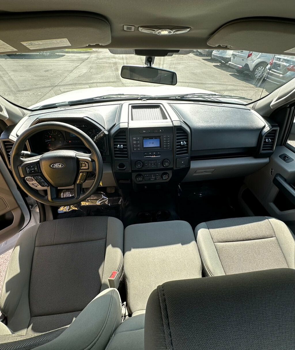 2019 Ford F-150 XLT 2WD Reg Cab 6.5' Box - 22349332 - 10