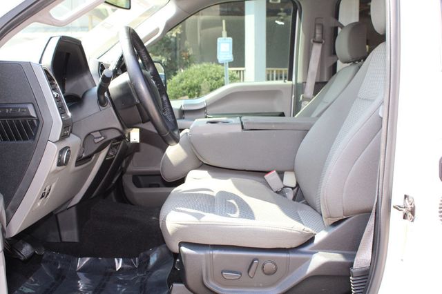 2019 Ford F-150 XLT 2WD SuperCrew 5.5' Box - 23001238 - 11