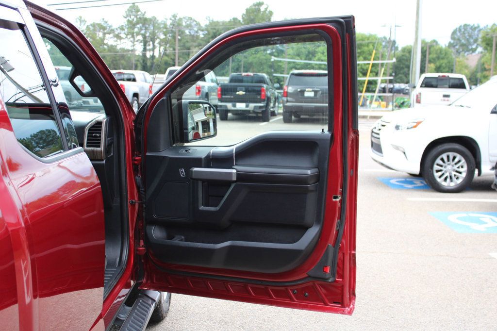 2019 Ford F-150 XLT photo 28