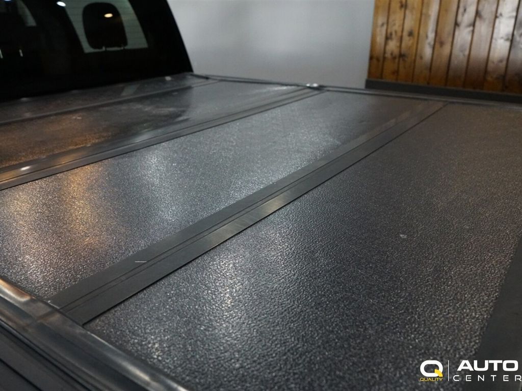 2019 Ford F-150 XLT 4WD SuperCrew 5.5' Box - 22887685 - 42